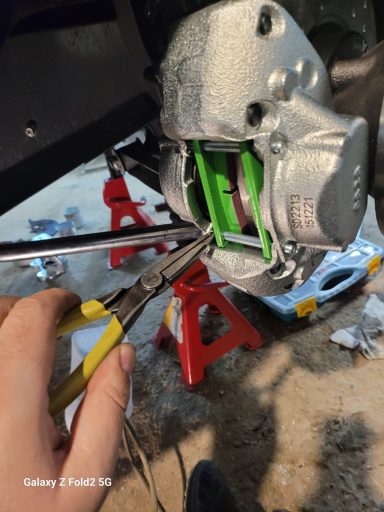 Pastillas a medida con forros para competir en circuitos Lotus